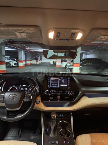 Toyota Highlander 2022, 45,000 km - 2.5 l - Bakı