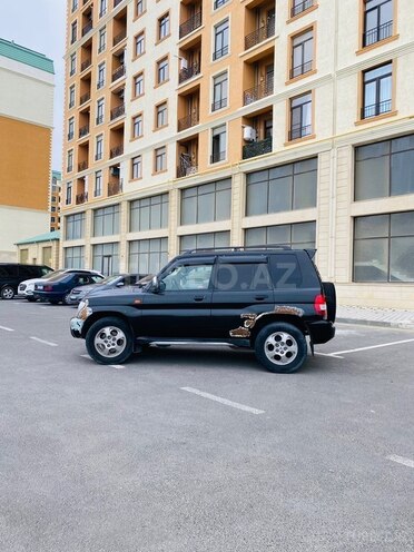 Mitsubishi Pajero io 2001, 250,000 km - 2.0 l - Sumqayıt
