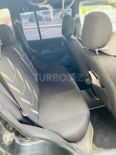 Mitsubishi Pajero io 2001, 250,000 km - 2.0 l - Sumqayıt