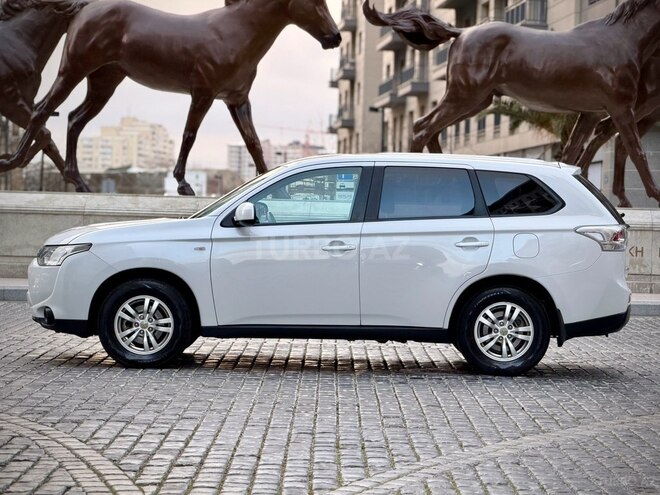 Mitsubishi Outlander 2013, 155,000 km - 2.4 l - Bakı