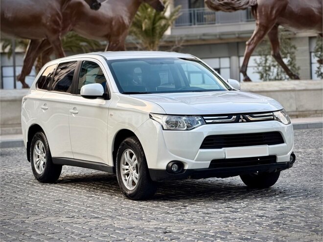 Mitsubishi Outlander 2013, 155,000 km - 2.4 l - Bakı