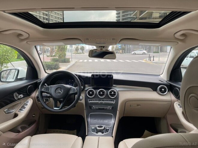 Mercedes GLC 300 4MATIC Coupe 2017, 132,000 km - 2.0 л - Bakı