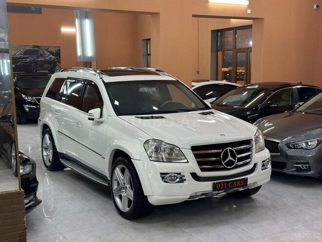 Mercedes GL 500 4MATIC-15