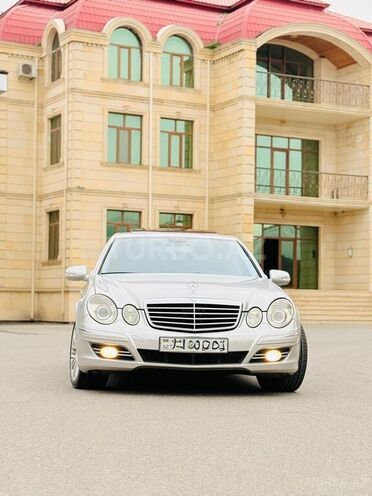 Mercedes E 350 2006, 249,000 km - 3.5 л - Saatlı