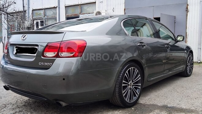 Lexus GS 300-5