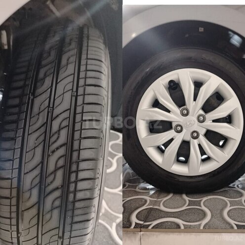 Hyundai Accent-19