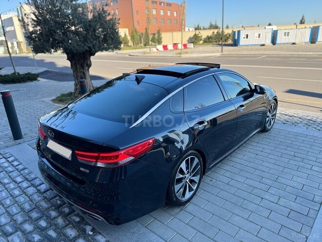 Kia K5-10