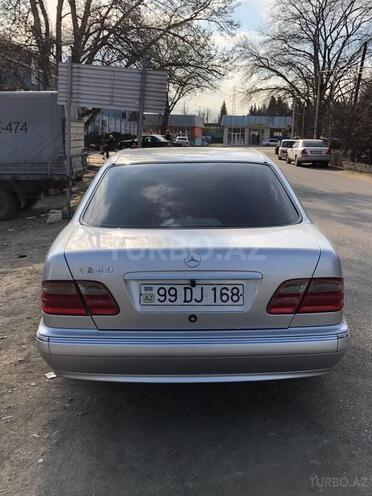 Mercedes E 240 2000, 214,583 km - 2.4 l - Qazax
