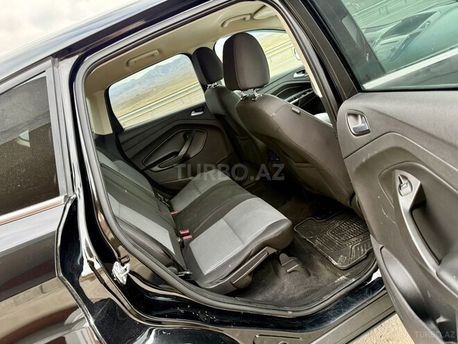 Ford Escape-9