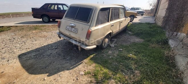 LADA (VAZ) 2102-4