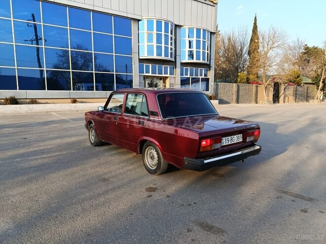 LADA (VAZ) 2107 2003, 39,000 km - 1.6 l - Saatlı