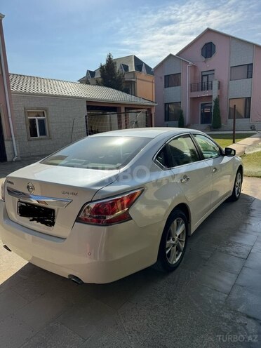 Nissan Altima-6