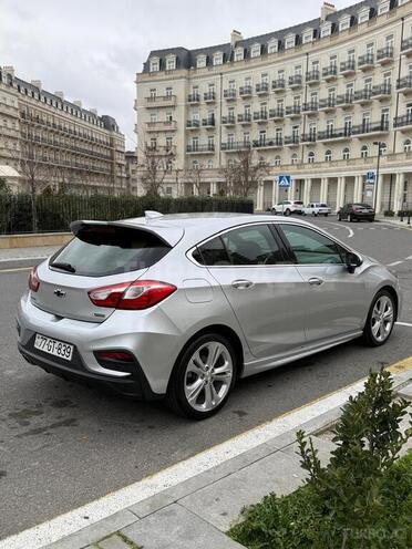 Chevrolet Cruze-19