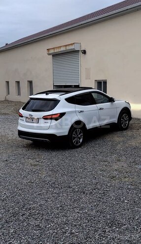 Hyundai Santa Fe 2012, 244,000 km - 2.0 l - Salyan