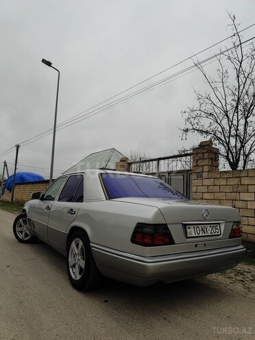 Mercedes E 300 1995, 693,980 km - 3.0 л - İmişli