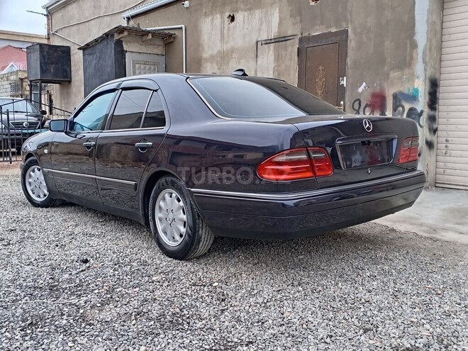 Mercedes E 230 1997, 354,768 km - 2.3 l - Bakı