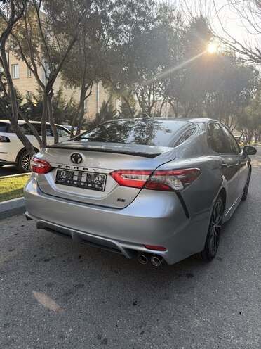 Toyota Camry-4