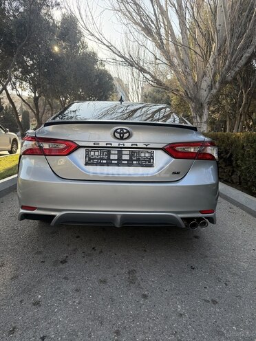 Toyota Camry-2