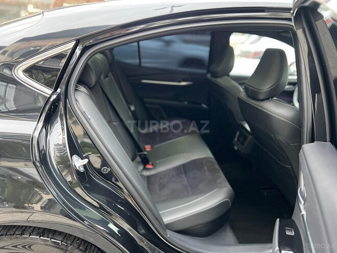 Toyota Camry 2025, 12,855 km - 2.0 л - Bakı