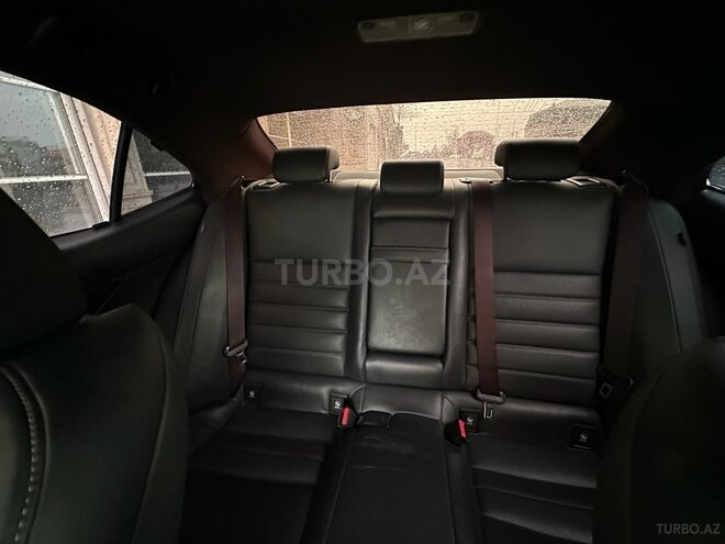Lexus  2016, 300,000 km - 2.0 l - Bakı