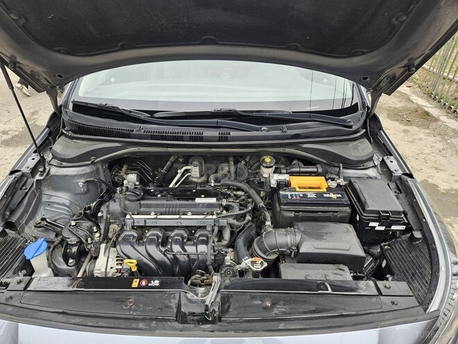 Hyundai Accent 2018, 100,000 km - 1.6 l - Bakı