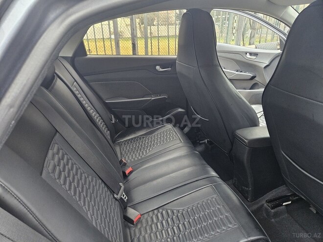 Hyundai Accent 2018, 100,000 km - 1.6 l - Bakı