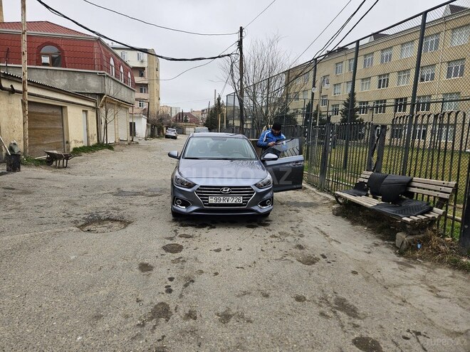 Hyundai Accent 2018, 100,000 km - 1.6 l - Bakı
