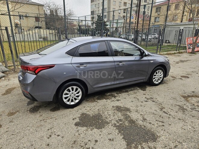 Hyundai Accent 2018, 100,000 km - 1.6 l - Bakı