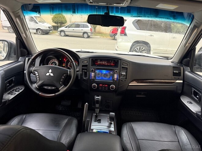 Mitsubishi Pajero 2013, 157,000 km - 3.5 l - Bakı
