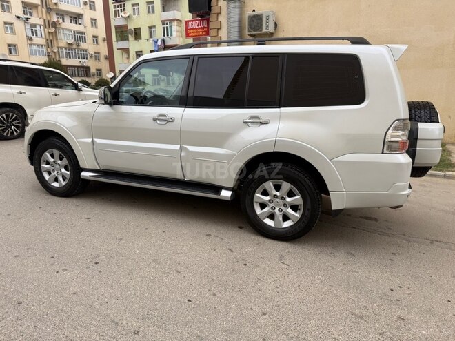 Mitsubishi Pajero 2013, 157,000 km - 3.5 l - Bakı