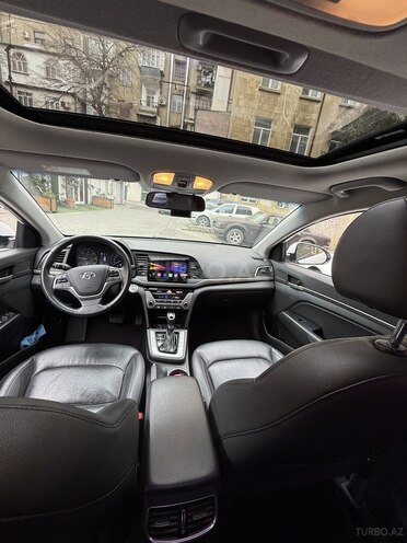Hyundai Avante 2015, 94,000 km - 1.6 л - Bakı
