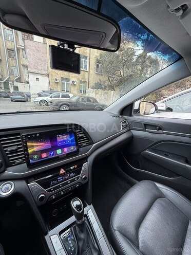 Hyundai Avante 2015, 94,000 km - 1.6 л - Bakı
