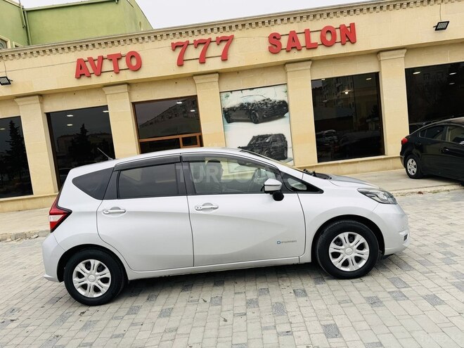 Nissan Note-4
