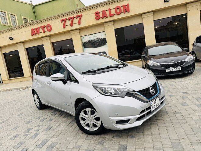 Nissan Note-2