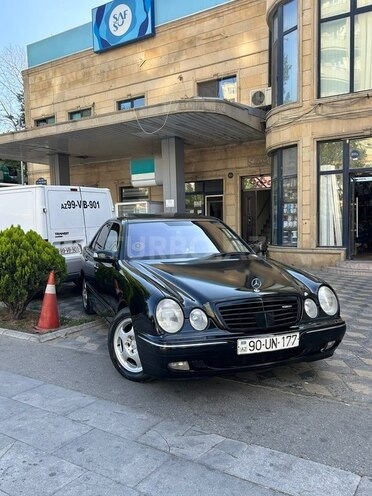 Mercedes E 320 2000, 333,500 km - 3.2 l - Bakı