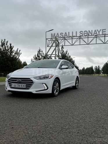 Hyundai Elantra 2017, 177,000 km - 2.0 л - Masallı