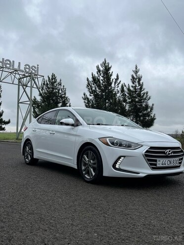Hyundai Elantra 2017, 177,000 km - 2.0 л - Masallı