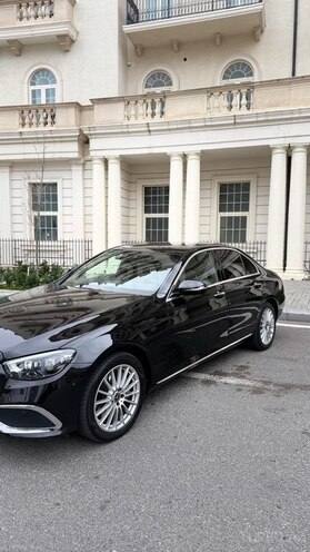 Mercedes E 300 e 4MATIC 2023, 29,500 km - 2.0 l - Bakı