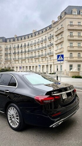Mercedes E 300 e 4MATIC 2023, 29,500 km - 2.0 l - Bakı