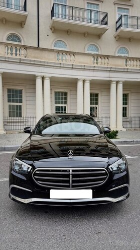 Mercedes E 300 e 4MATIC 2023, 29,500 km - 2.0 l - Bakı