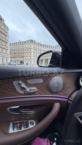Mercedes E 300 e 4MATIC 2023, 29,500 km - 2.0 l - Bakı