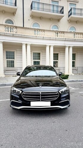 Mercedes E 300 e 4MATIC 2023, 29,500 km - 2.0 l - Bakı