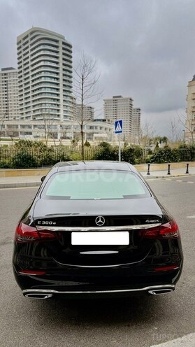 Mercedes E 300 e 4MATIC 2023, 29,500 km - 2.0 l - Bakı
