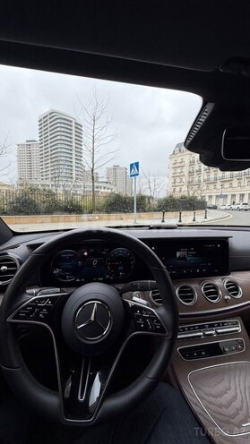 Mercedes E 300 e 4MATIC 2023, 29,500 km - 2.0 l - Bakı