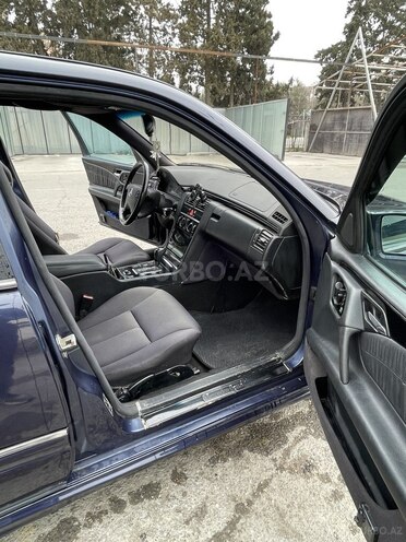Mercedes E 230 1995, 508,265 km - 2.3 l - Bakı