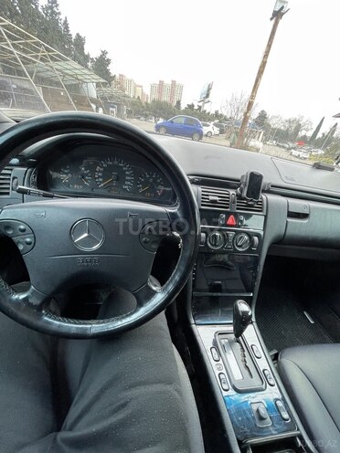 Mercedes E 230 1995, 508,265 km - 2.3 l - Bakı