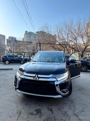 Mitsubishi Outlander-7