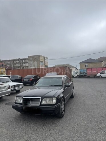 Mercedes 220 E 1993, 250,000 km - 2.2 l - Bakı
