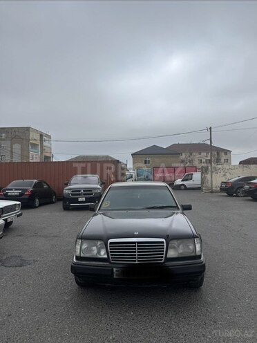 Mercedes 220 E 1993, 250,000 km - 2.2 l - Bakı