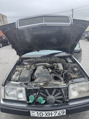 Mercedes 220 E 1993, 250,000 km - 2.2 l - Bakı